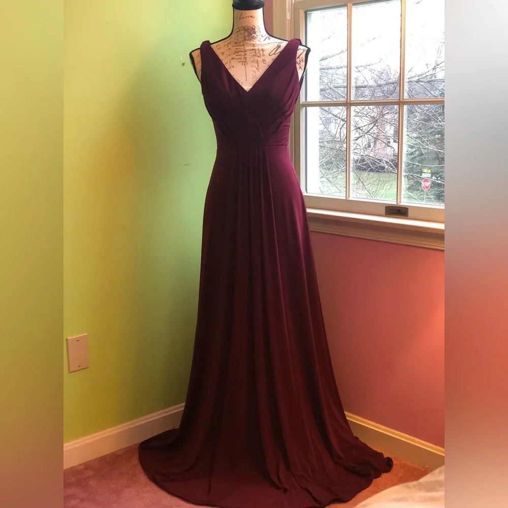 Formal Maroon Dress - Picture 2 of 8